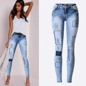 Kvinnan skinny jeans